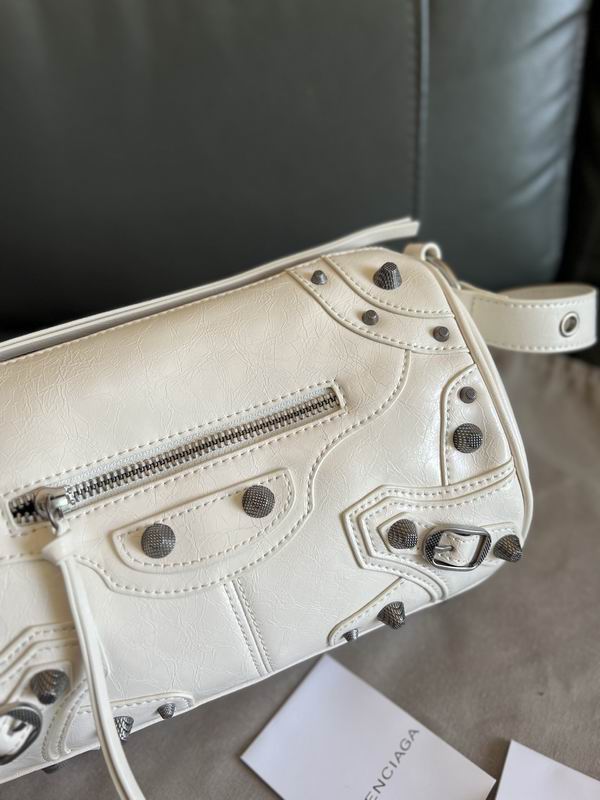 71766 24x15x11cm YT (4)