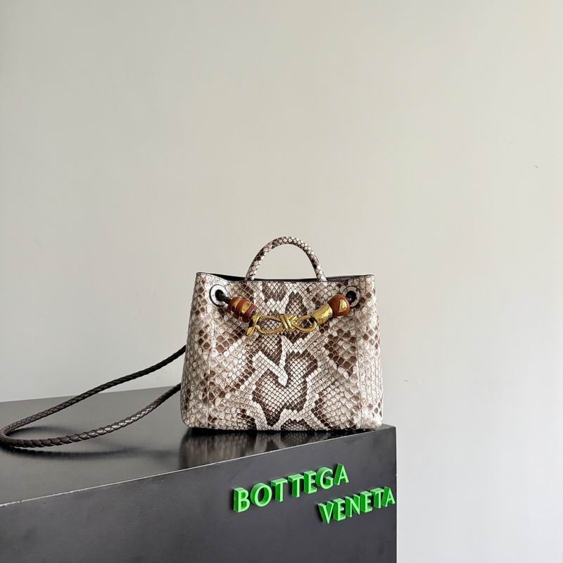 743568 25x22x10.5cm T (1)