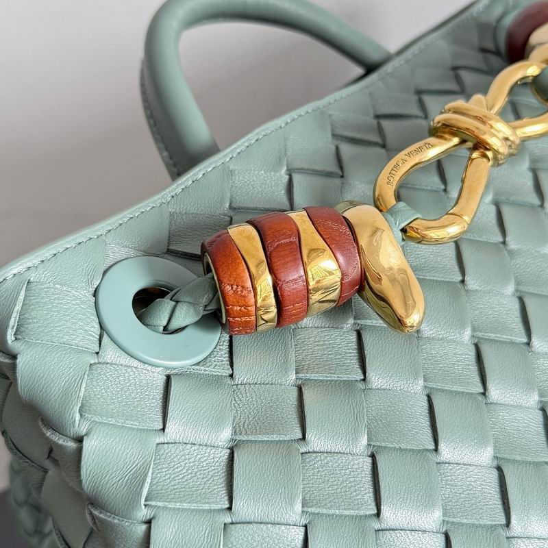 743568 25x22x10.5cm T (24)