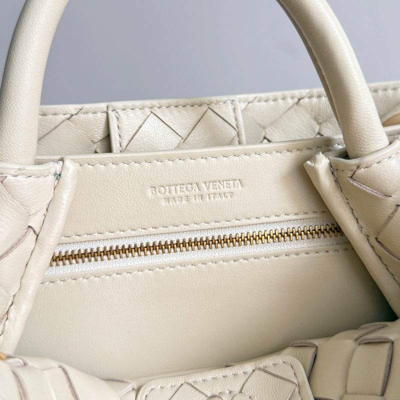 743568 25x22x10.5cm T (24)