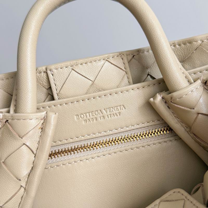 743568 25x22x10.5cm T (25)