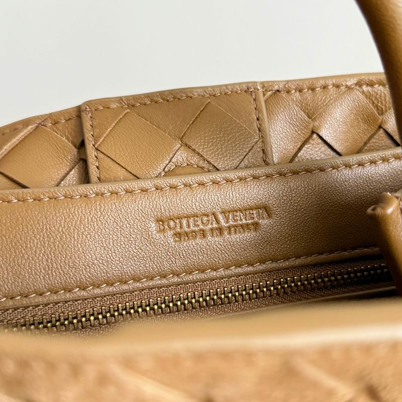 743568 25x22x10.5cm T (26)