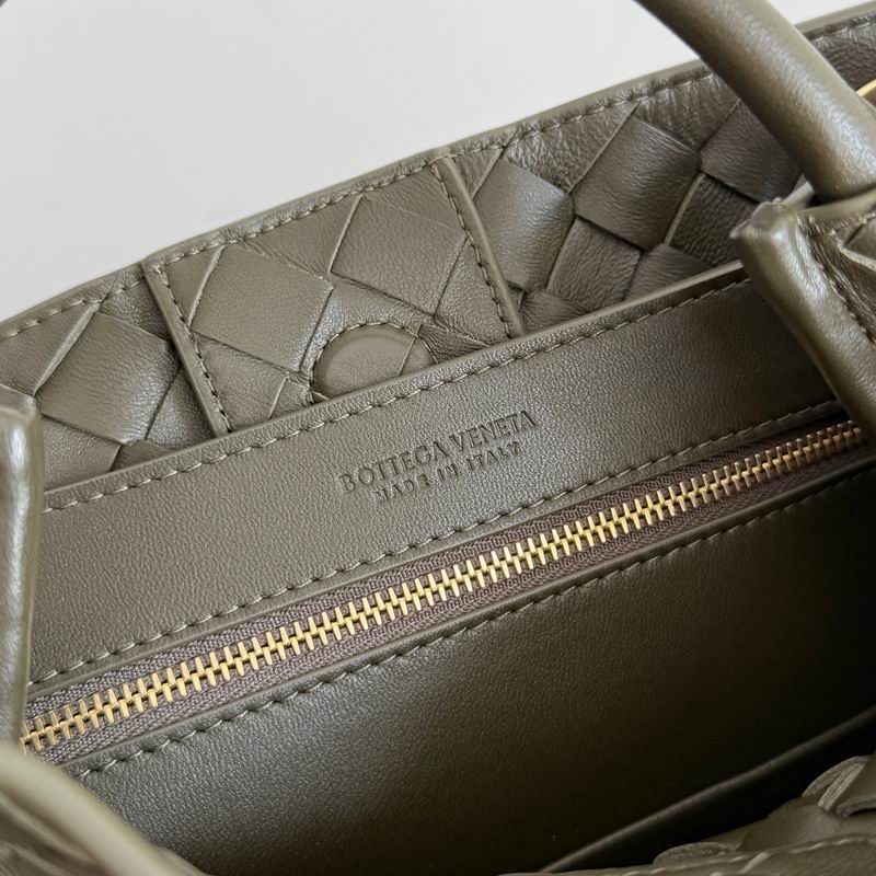 743568 25x22x10.5cm T (32)