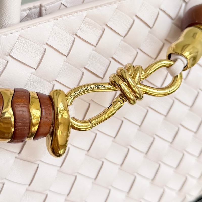 743568 25x22x10.5cm T16 (4)