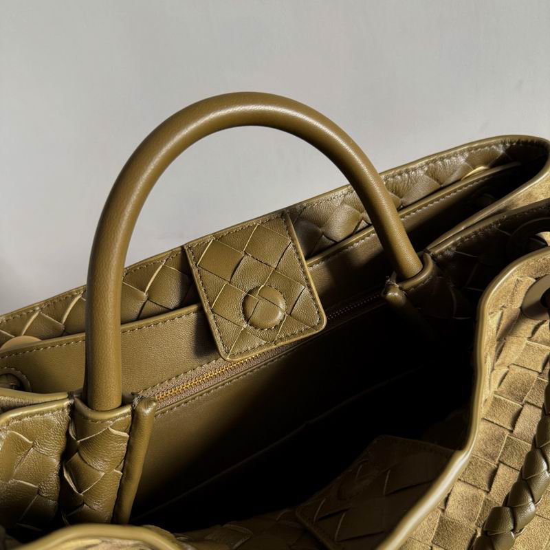 743572 32x24x12cm T (8)