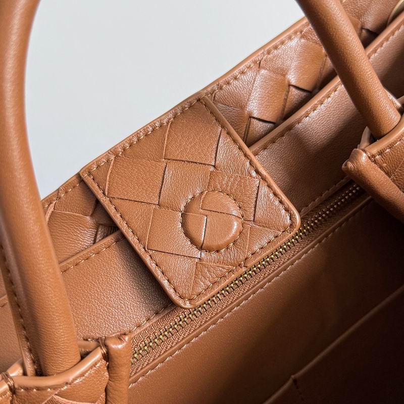 743572 32x24x12cm T (8)