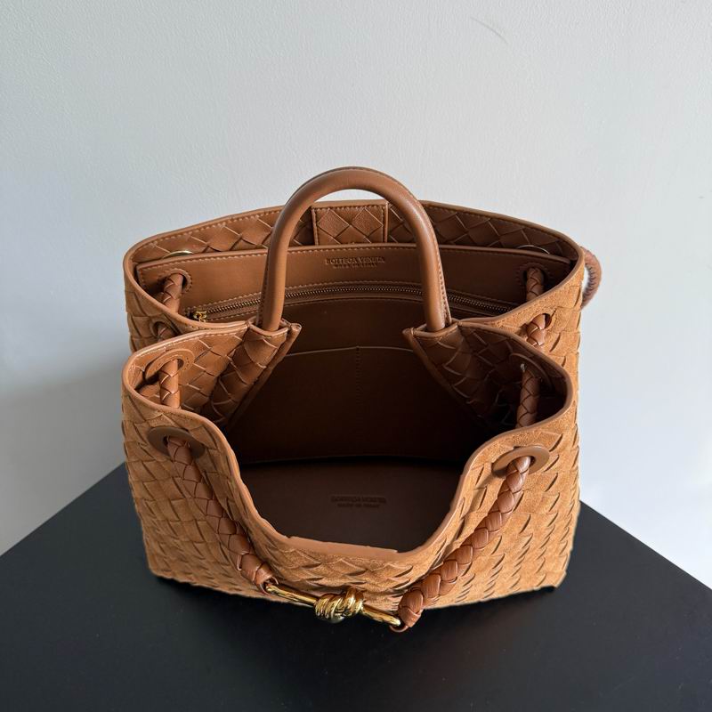 743572 32x24x12cm T (9)