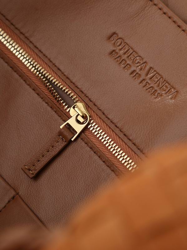 743575 42x35x18cm T (9)