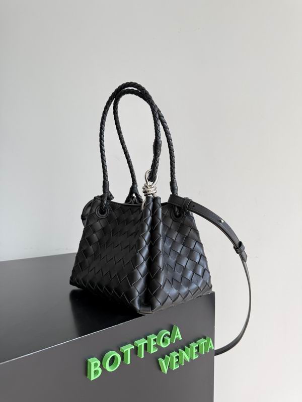 796569 21x17x16.5cm T (2)