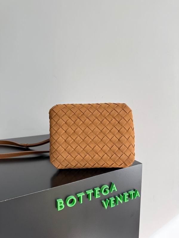 796569 21x17x16.5cm T (3)