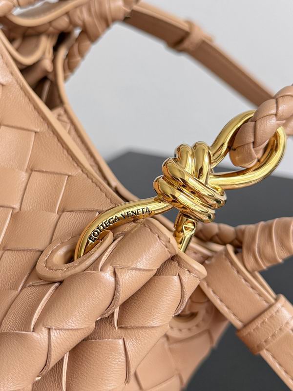 796569 21x17x16.5cm T (4)