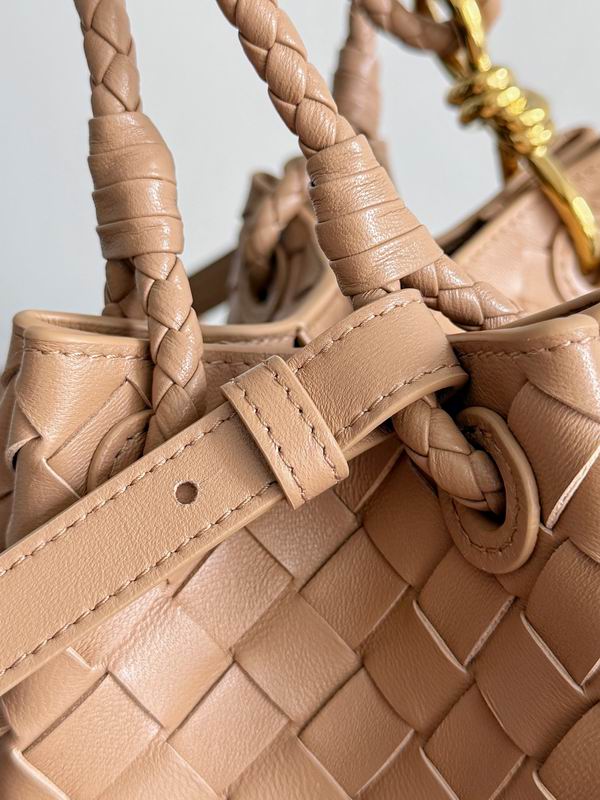 796569 21x17x16.5cm T (5)