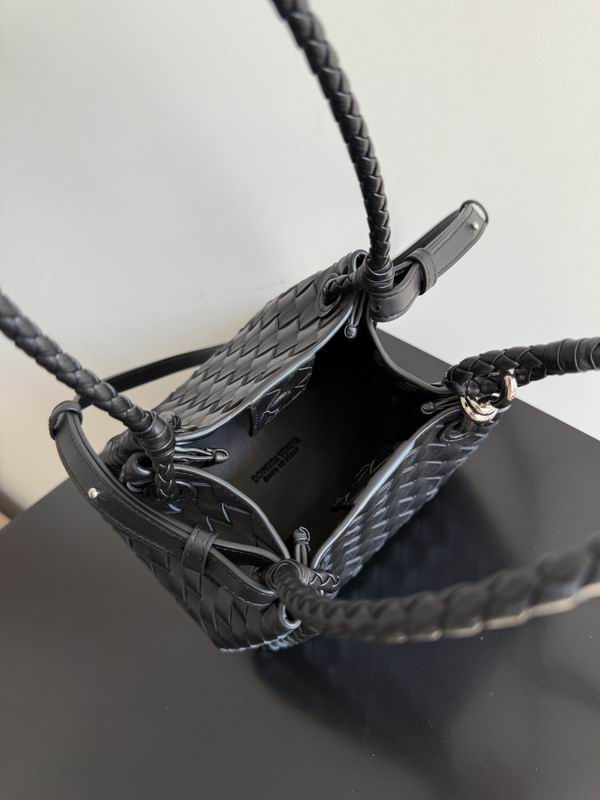 796569 21x17x16.5cm T (8)