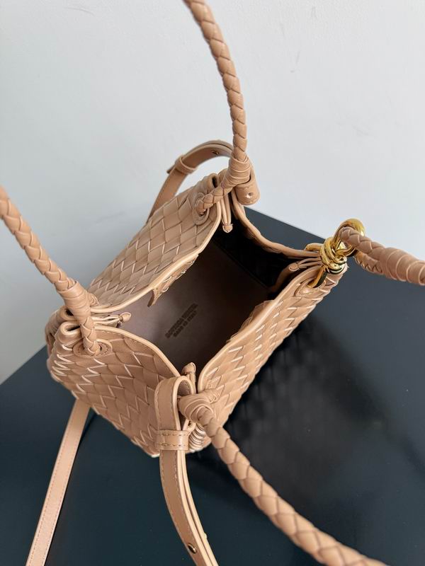 796569 21x17x16.5cm T (9)