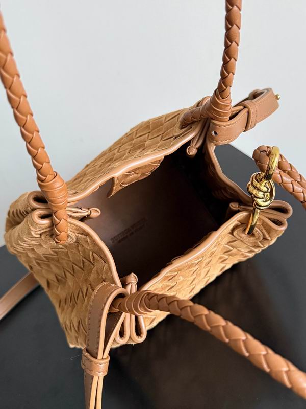 796569 21x17x16.5cm T (9)