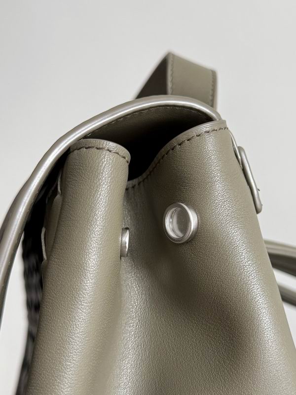 805971 39x31x14cm T (6)