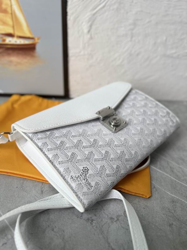 8063 21x4x16cm YT (37)