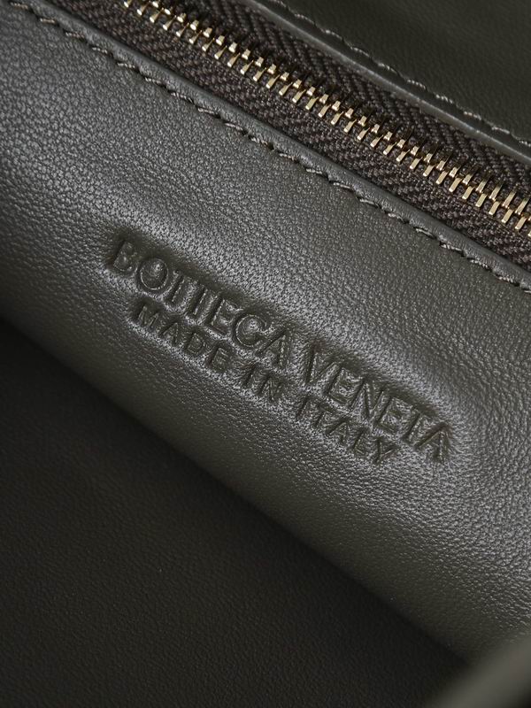 80860 54x24x13cm T (9)