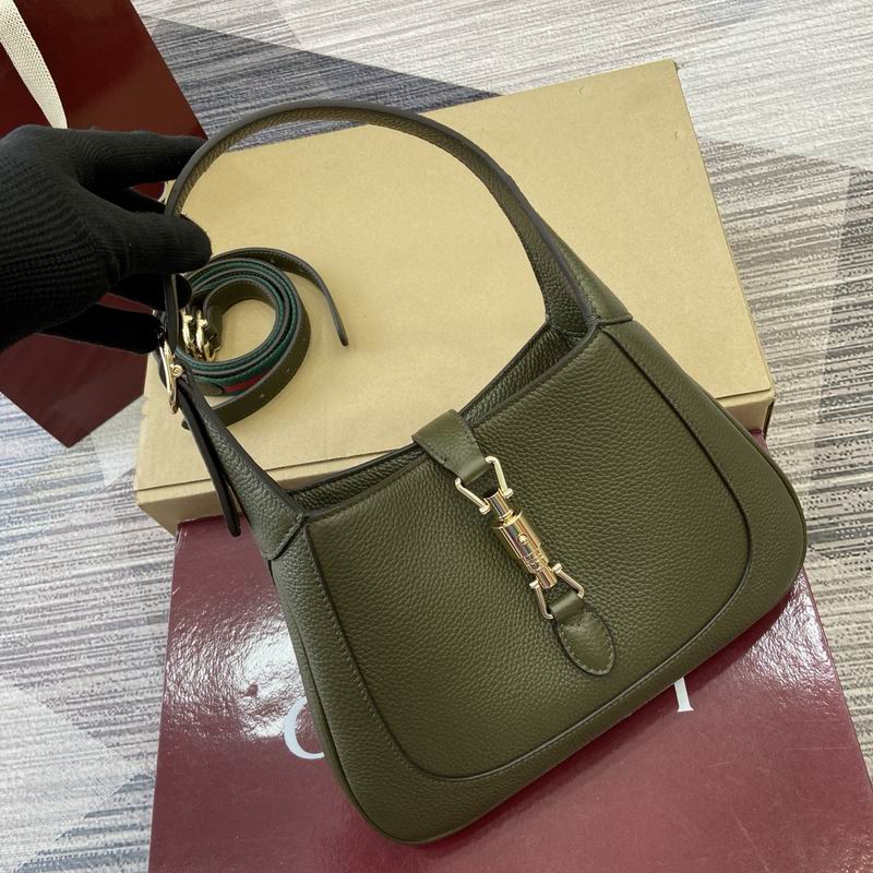 810232 27.5x19x4cm MP (6)