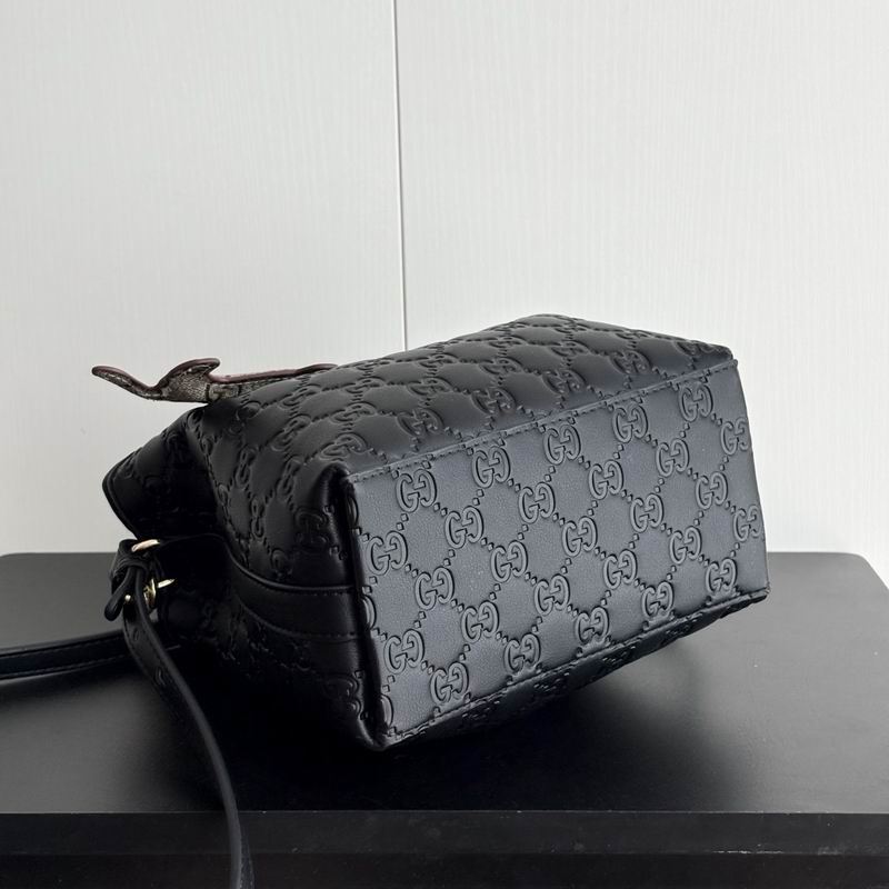 815118 19x18x11cm DF (22)