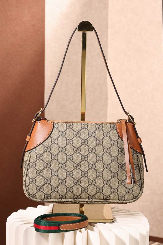 815218 24.5x16x5cm DF (2)