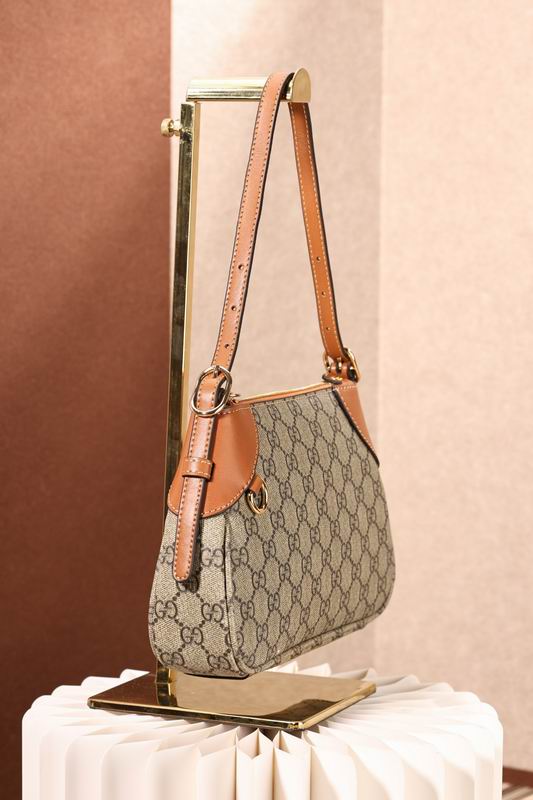 815218 24.5x16x5cm DF (3)