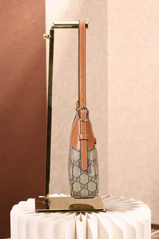 815218 24.5x16x5cm DF (4)