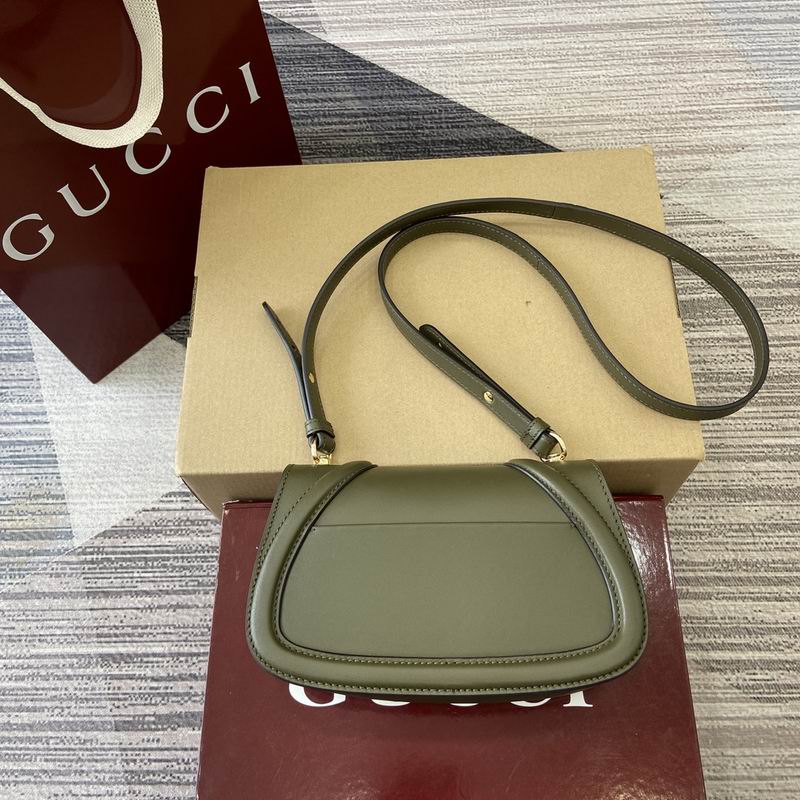 815700 21.5x11x8cm MP (2)