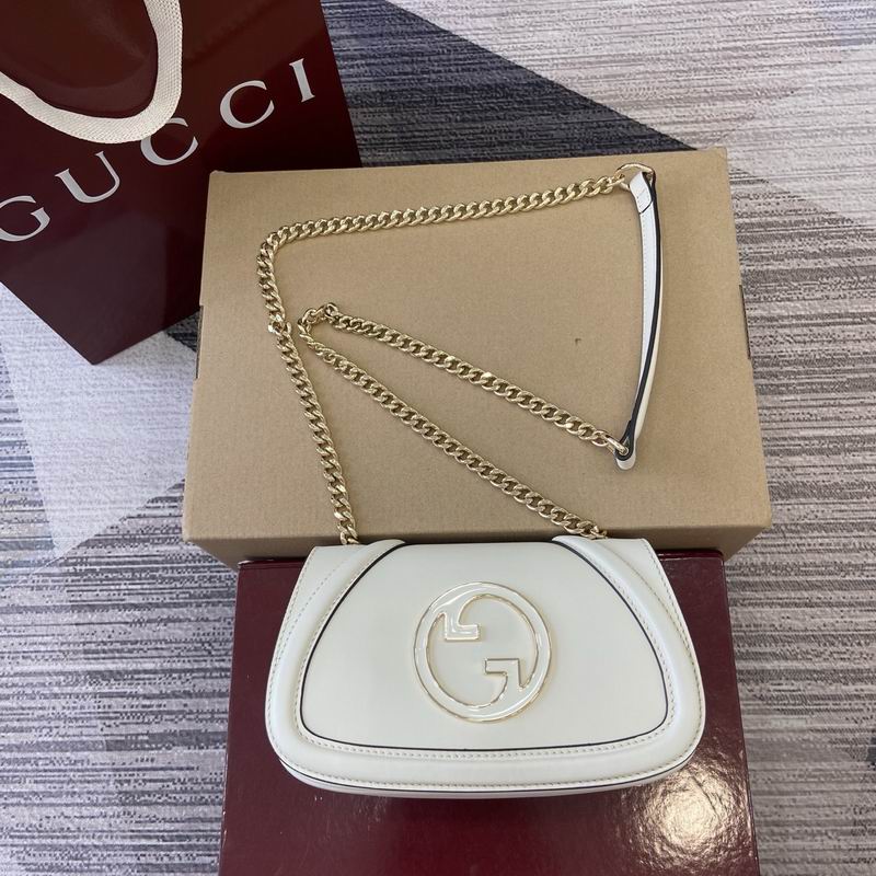 815711 21.5x11x8cm MP (1)