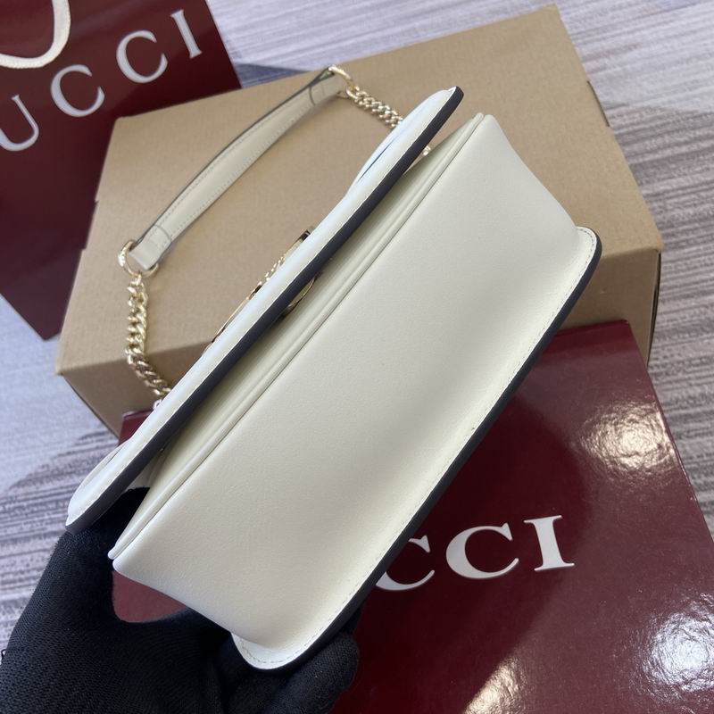 815711 21.5x11x8cm MP (8)