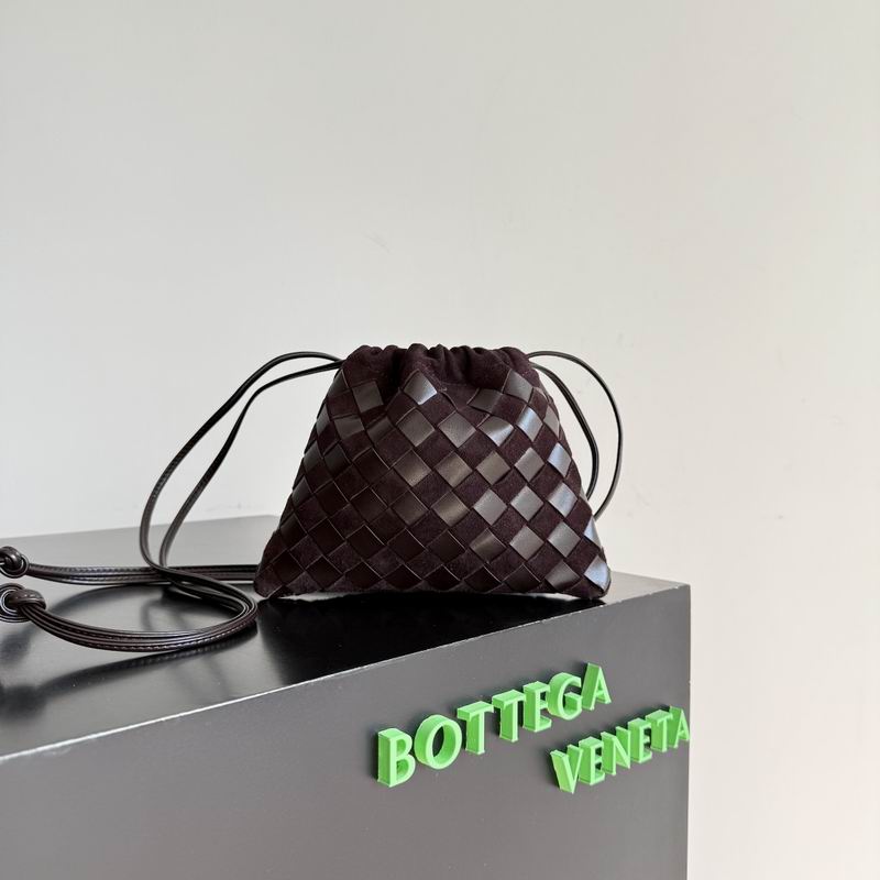 816987 21x16.6x1cm T (1)