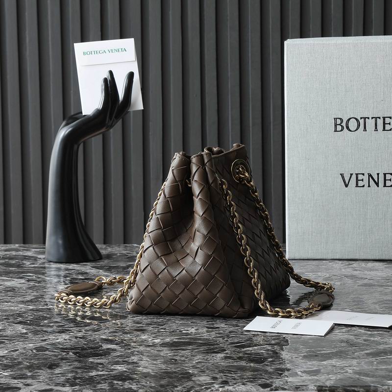 817175 21x17x16.5cm T (2)