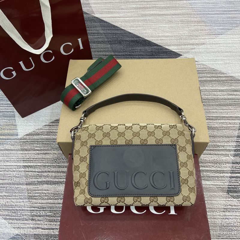 821617 19x15x7cm MP 2色 (2)