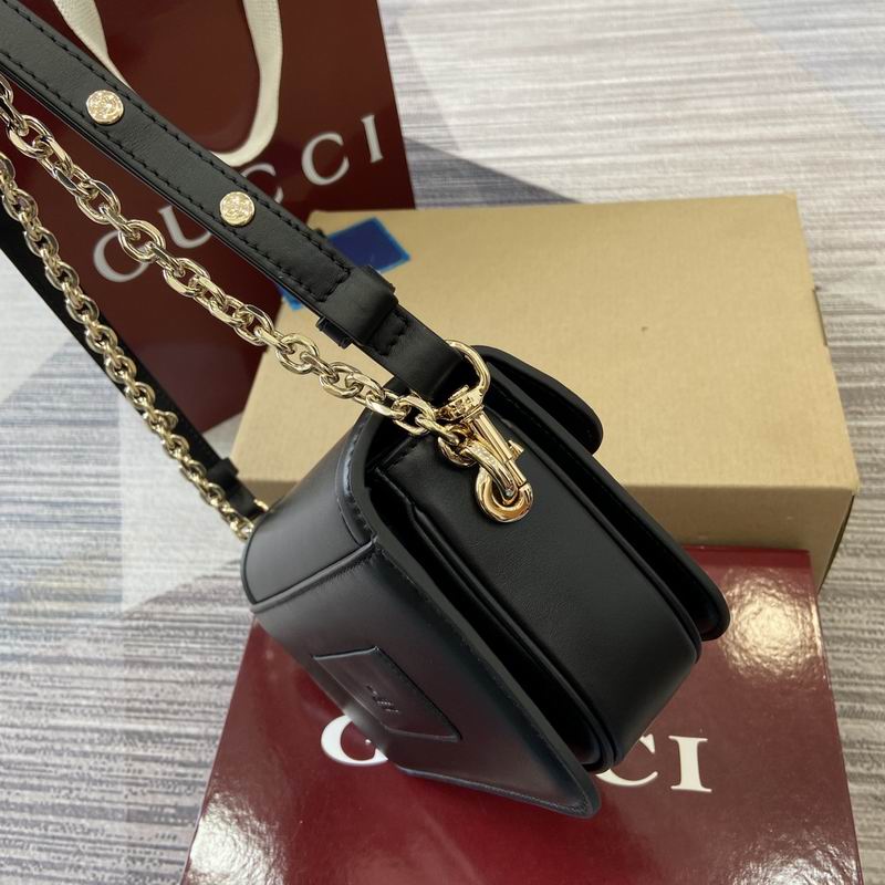 826761 21.5x14x9cm MP (15)