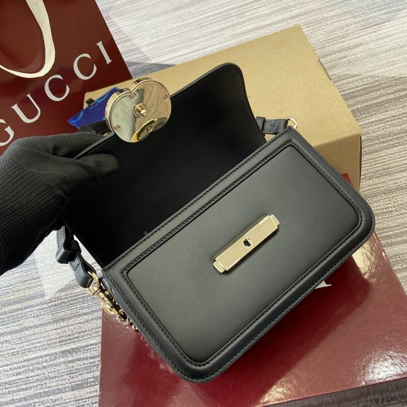 826761 21.5x14x9cm MP (20)