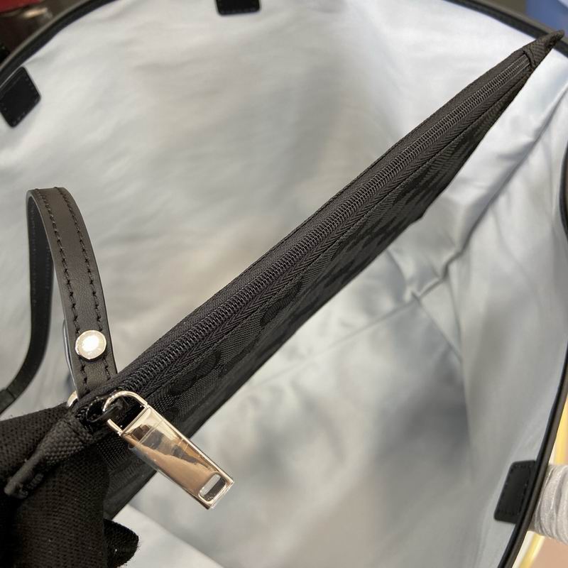 835567 35.5x34x24cm MP (10)