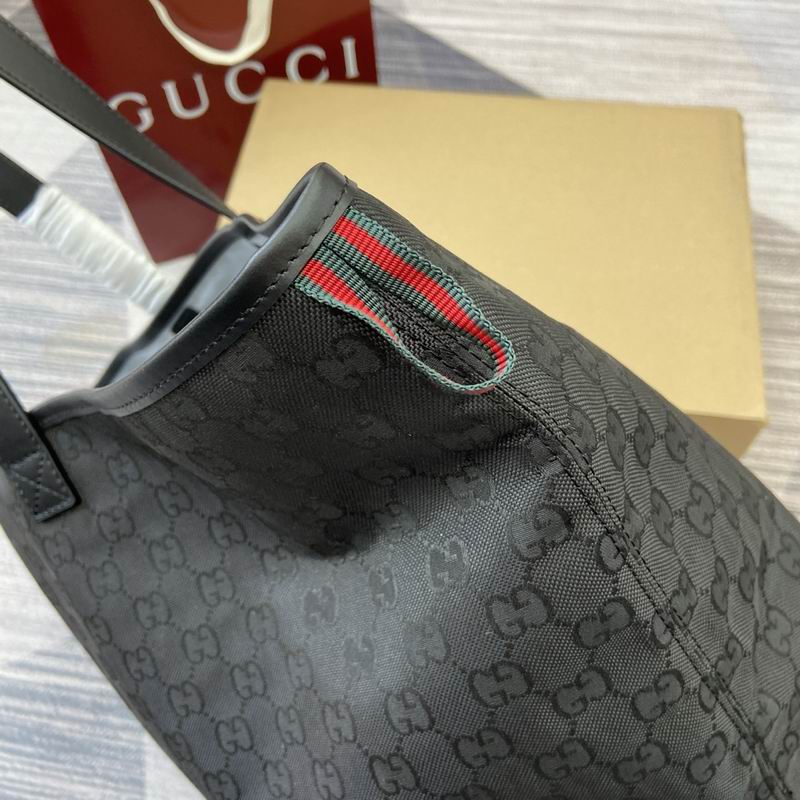 835567 35.5x34x24cm MP (5)