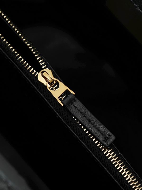 836261 31x18.5x16xm T (16)