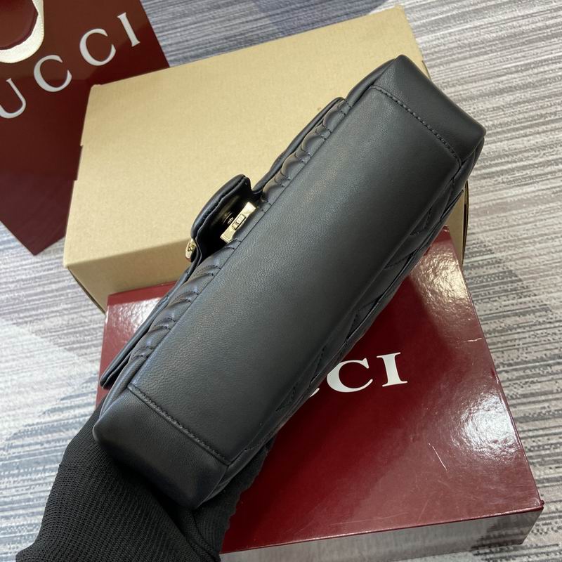 837267 26x15x7cm MP (22)