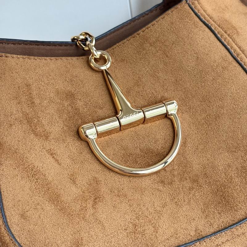 837467 27.5x21x16cm DF (12)