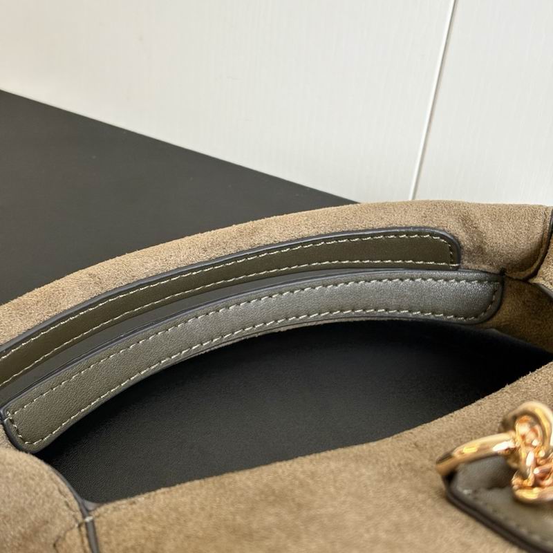 837467 27.5x21x16cm DF (26)