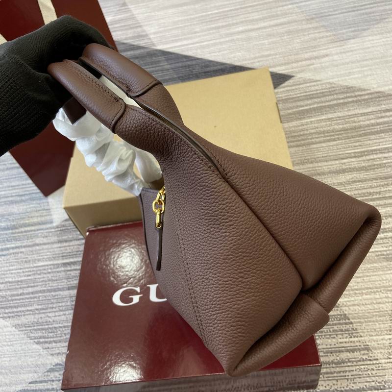 837467 27.5x21x16cm MP (1)