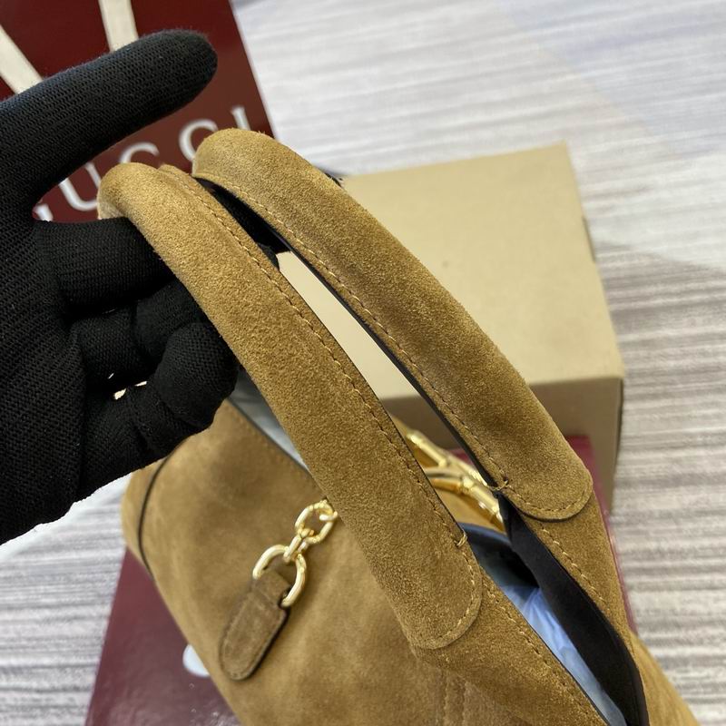 837467 27.5x21x16cm MP (2)