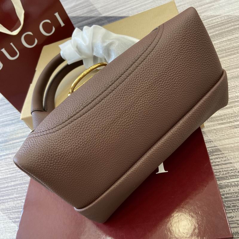 837467 27.5x21x16cm MP (4)