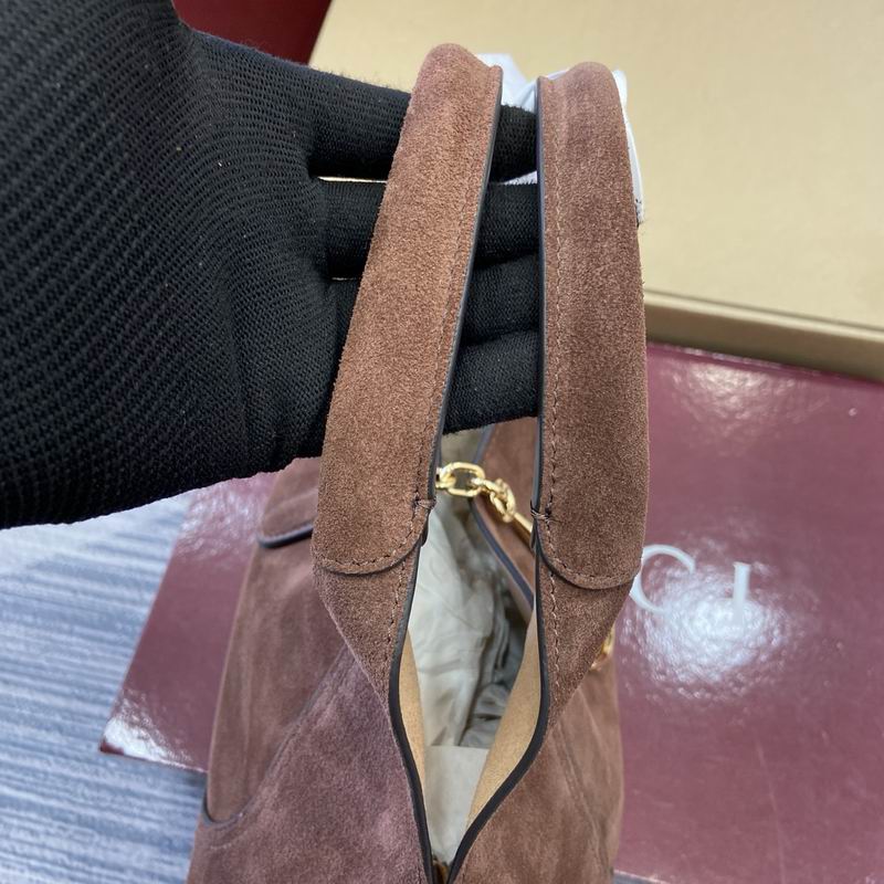 837467 27.5x21x16cm MP (4)