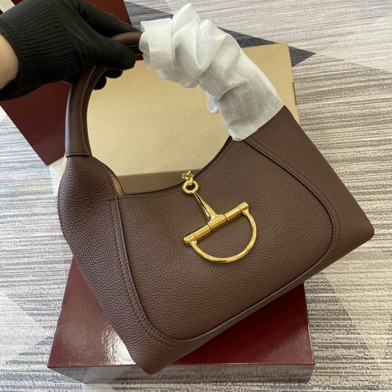 837467 27.5x21x16cm MP (6)