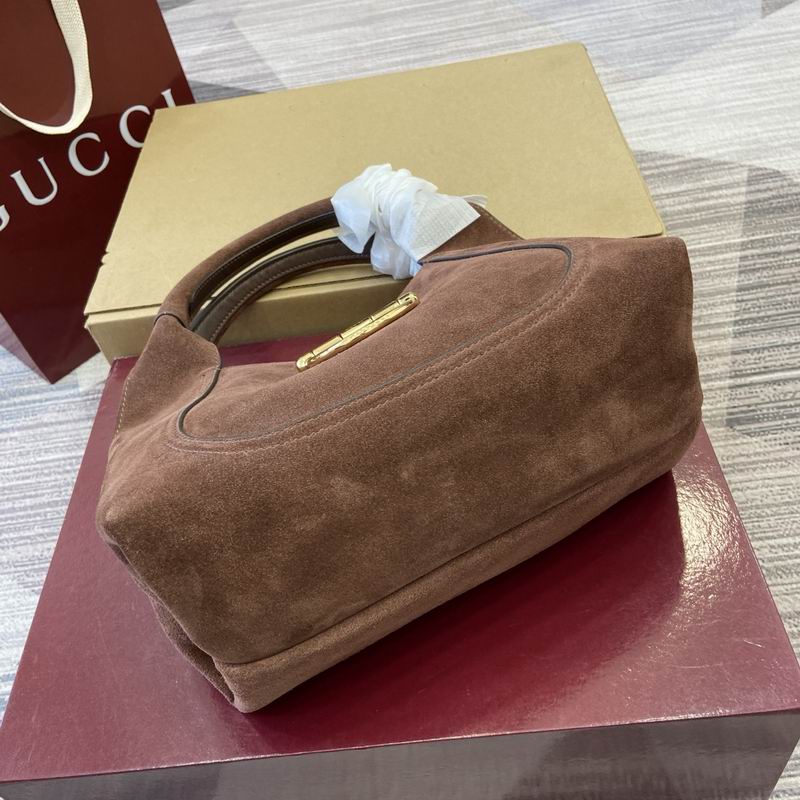 837467 27.5x21x16cm MP (6)