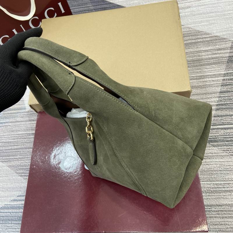 837467 27.5x21x16cm MP (8)