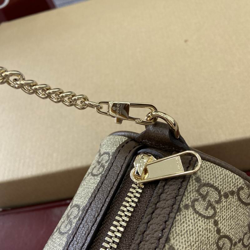 838475 16x10x8cm MP (6)