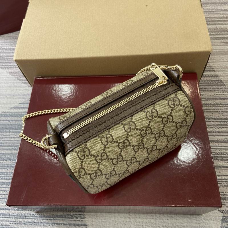 838475 16x10x8cm MP (8)